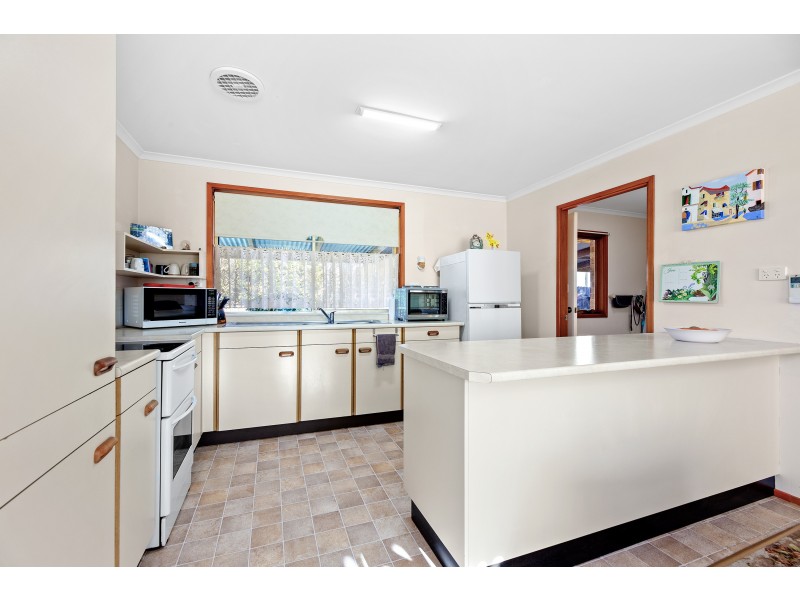 17A Goolara Avenue, Dalmeny NSW 2546