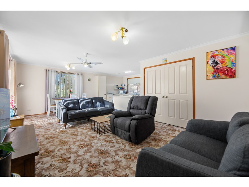 17A Goolara Avenue, Dalmeny NSW 2546