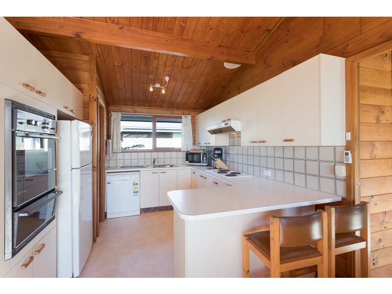 6 Haddrill Parade, Dalmeny NSW 2546