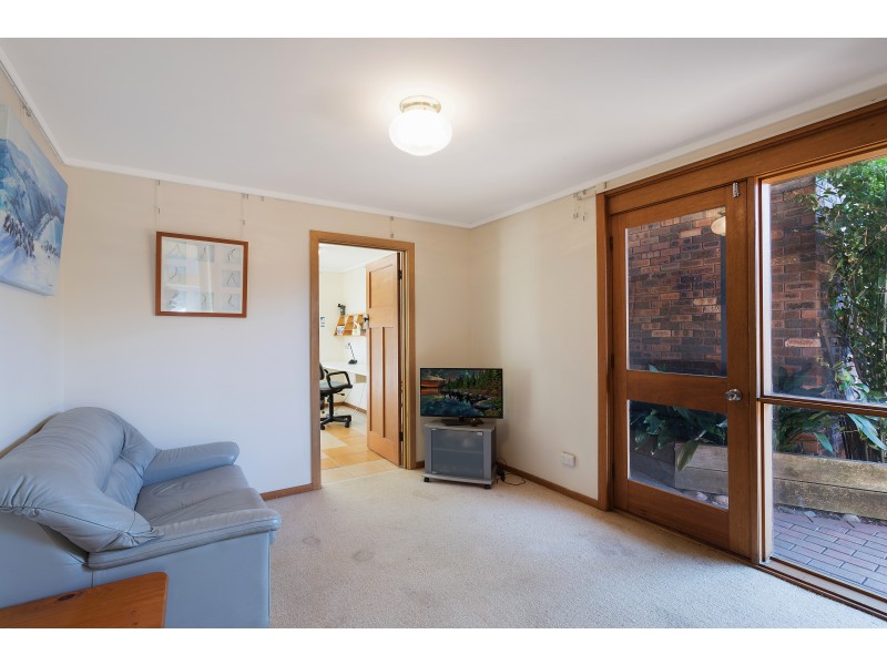 6 Haddrill Parade, Dalmeny NSW 2546