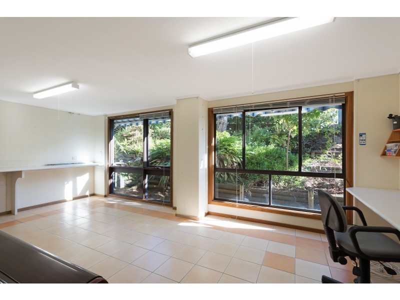 6 Haddrill Parade, Dalmeny NSW 2546
