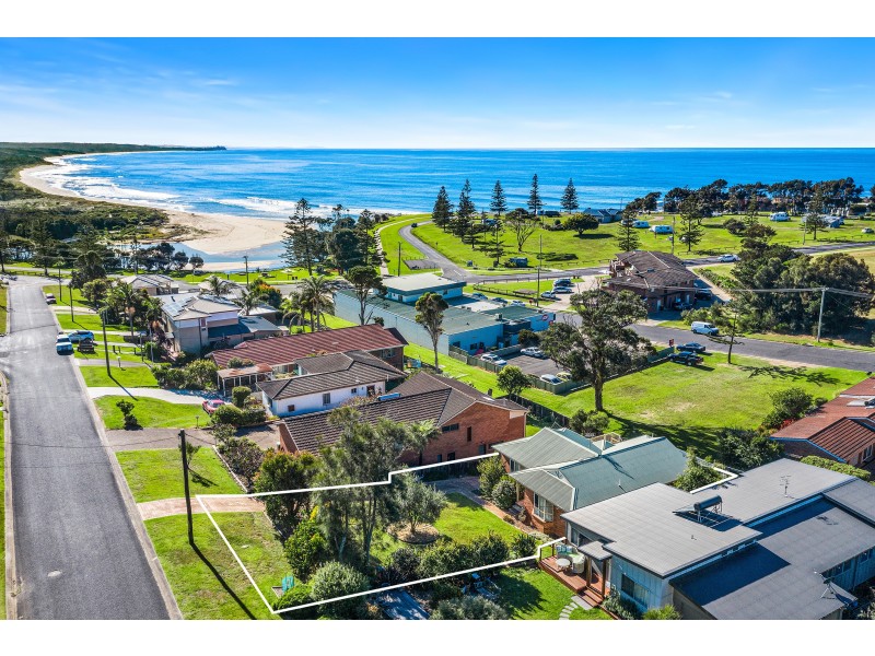 18 Haddrill Parade, Dalmeny NSW 2546