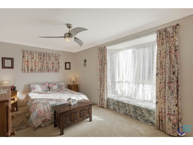 18 Haddrill Parade, Dalmeny NSW 2546