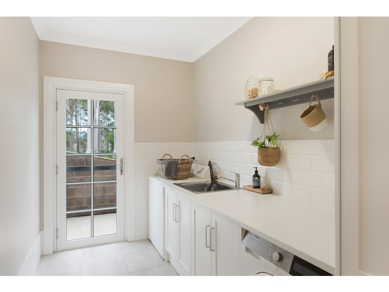 43 Dawn Parade, Kianga NSW 2546