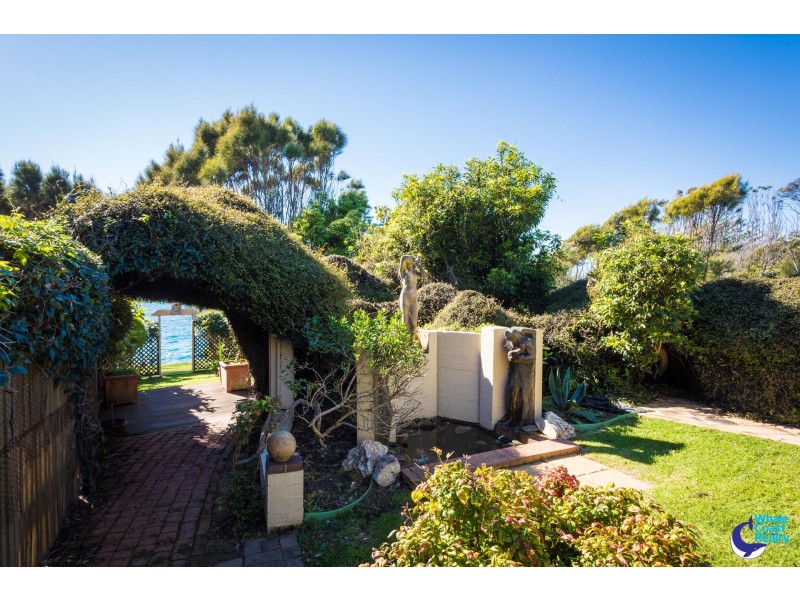2/30 Long Point Street, Potato Point NSW 2545