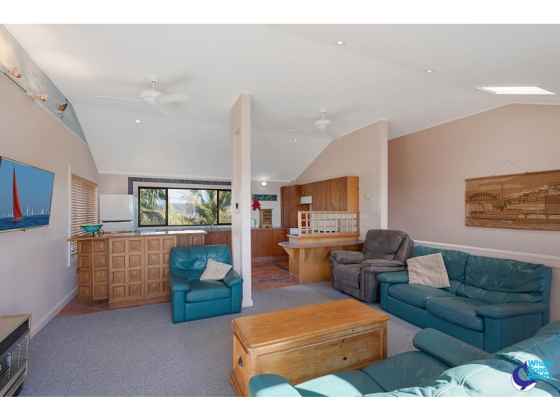 2/30 Long Point Street, Potato Point NSW 2545