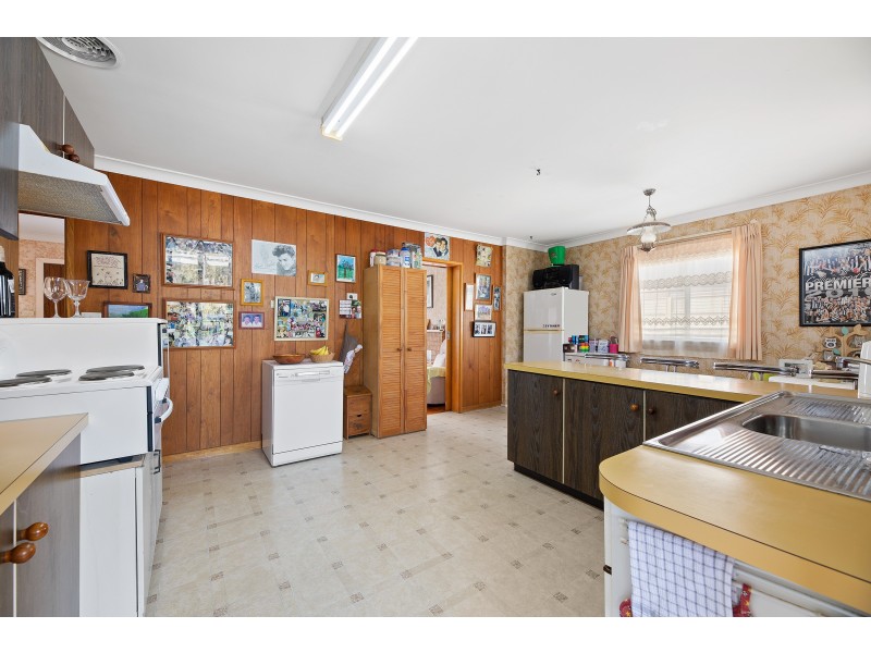 17 Hyland Avenue, Narooma NSW 2546