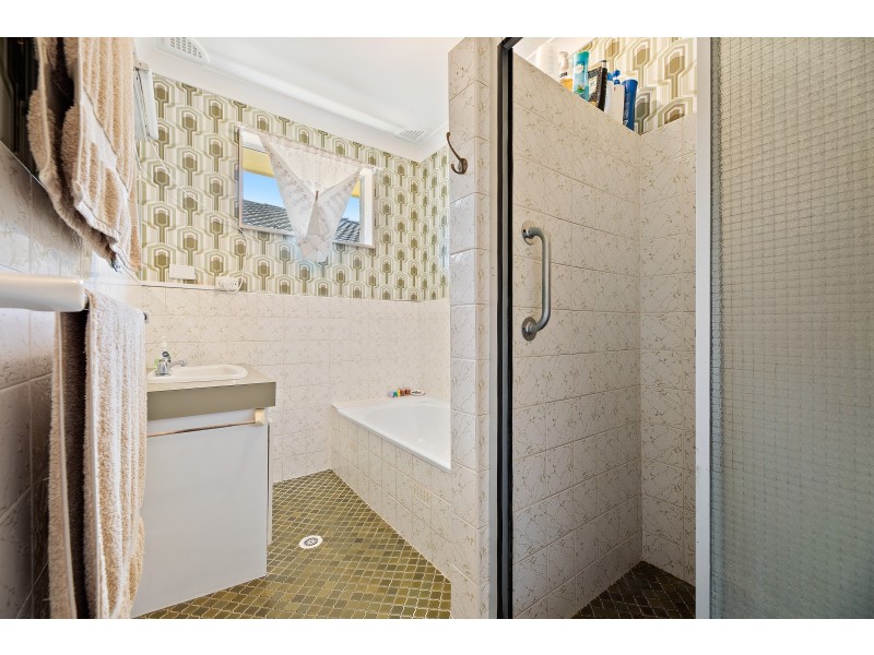 17 Hyland Avenue, Narooma NSW 2546