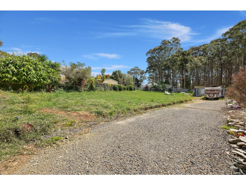6 Martin Grove, Mystery Bay NSW 2546