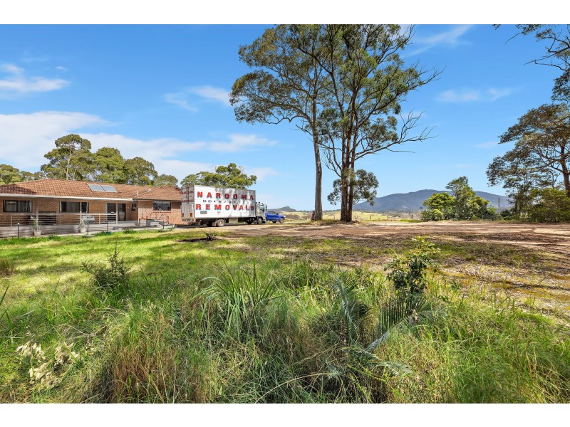 25 Schneider Drive, Mystery Bay NSW 2546