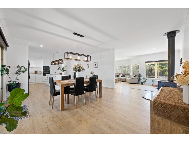 16 Albert Park Lane, Narooma NSW 2546