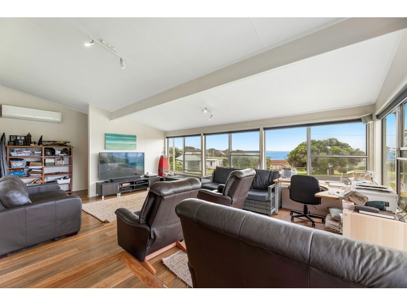 1-3 Jocelyn Street, Dalmeny NSW 2546