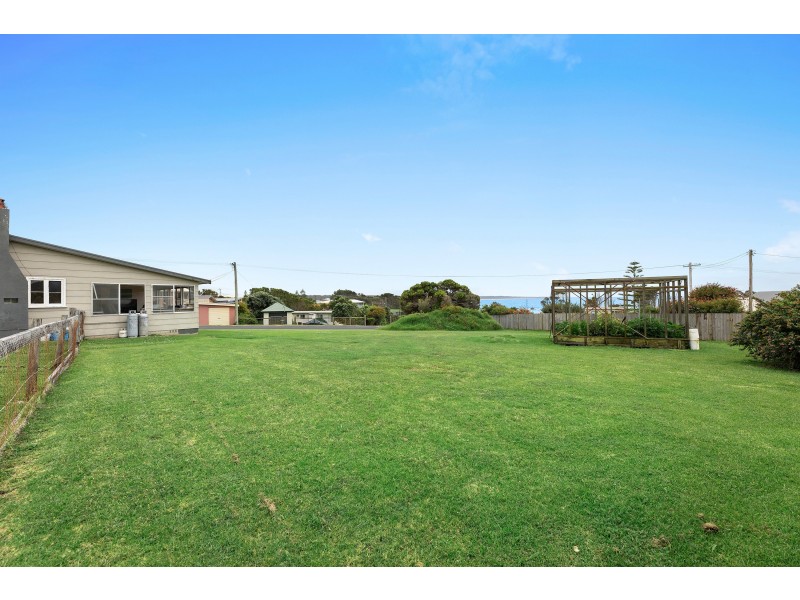 1-3 Jocelyn Street, Dalmeny NSW 2546