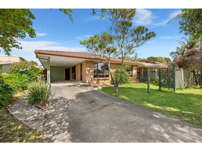 53 Tatiara Street, Dalmeny NSW 2546