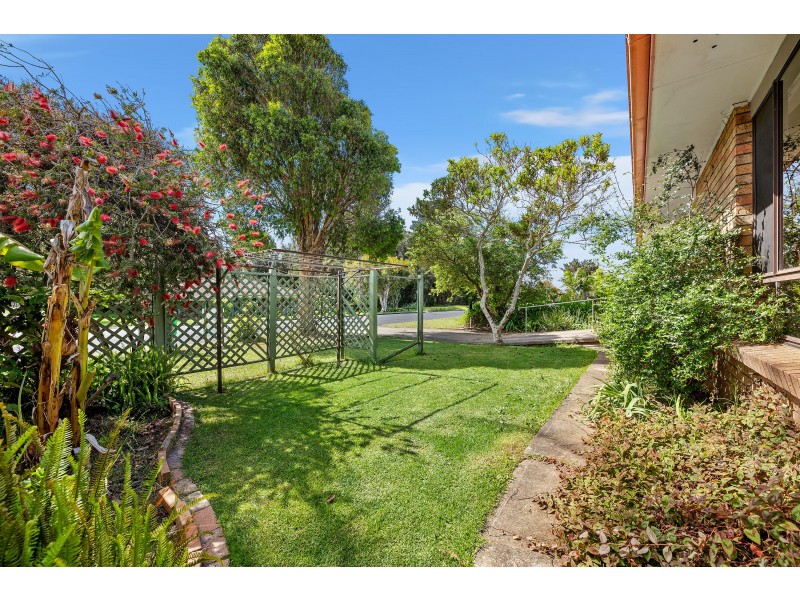 53 Tatiara Street, Dalmeny NSW 2546