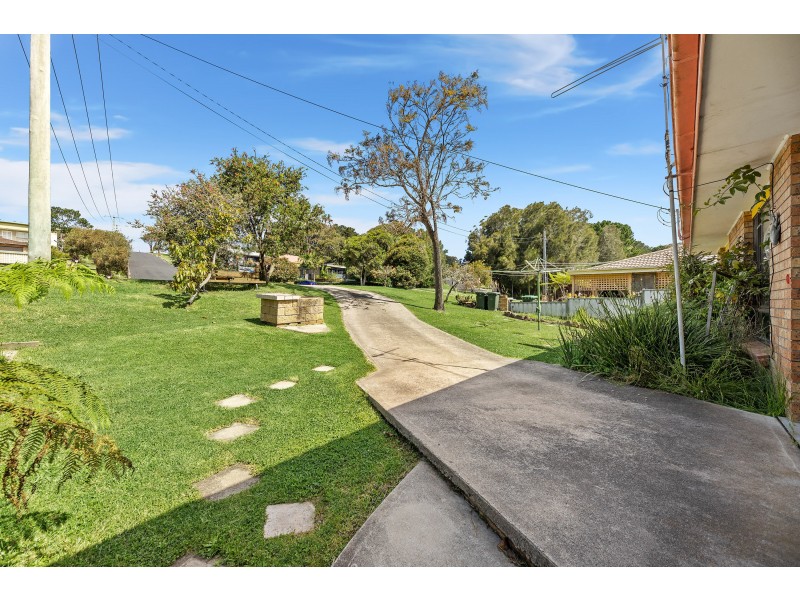 53 Tatiara Street, Dalmeny NSW 2546