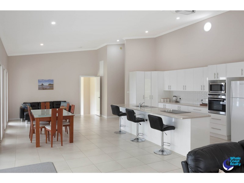 10 Corunna Road, Narooma NSW 2546