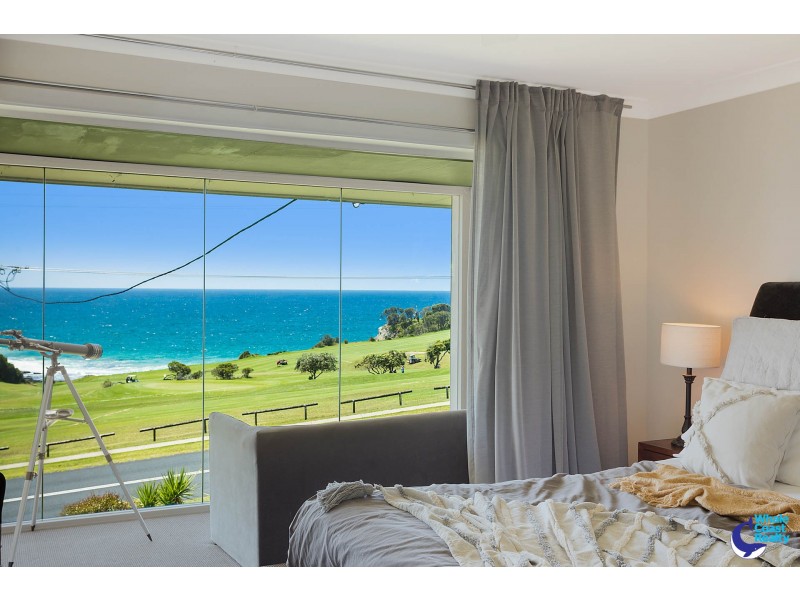8 Bluewater Drive, Narooma NSW 2546