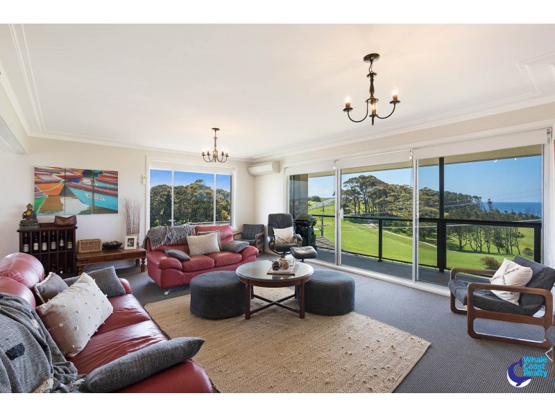 8 Bluewater Drive, Narooma NSW 2546