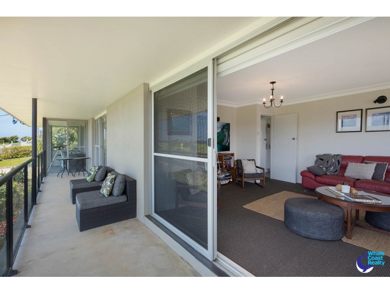 8 Bluewater Drive, Narooma NSW 2546