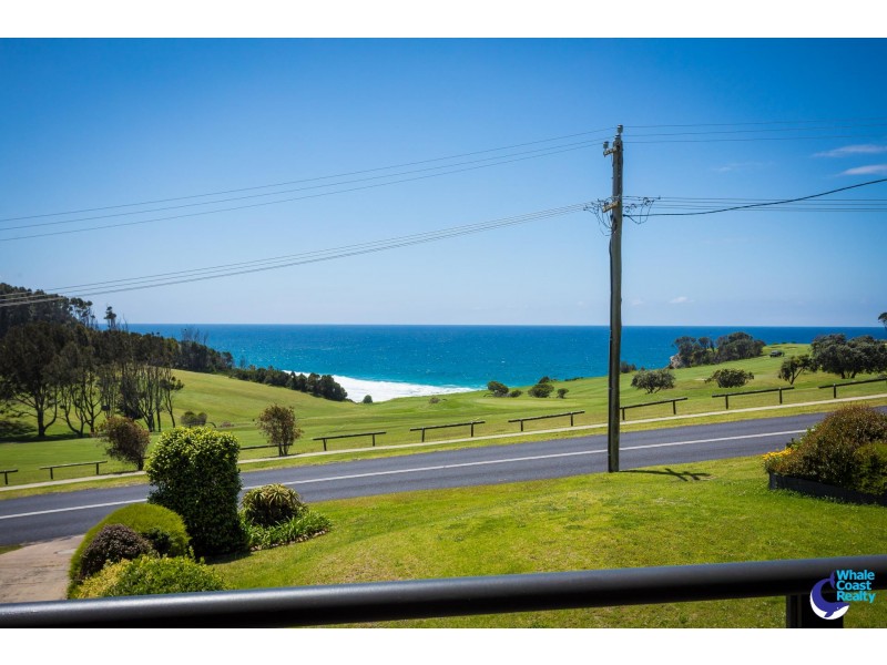 8 Bluewater Drive, Narooma NSW 2546