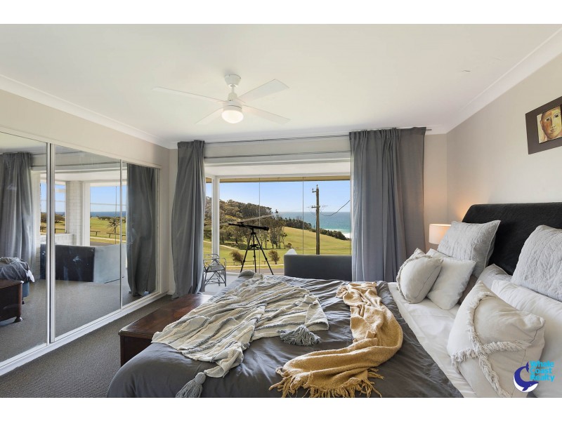 8 Bluewater Drive, Narooma NSW 2546