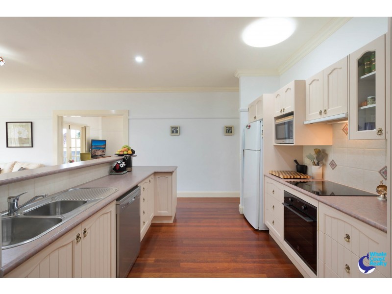 3 John Place, North Narooma NSW 2546