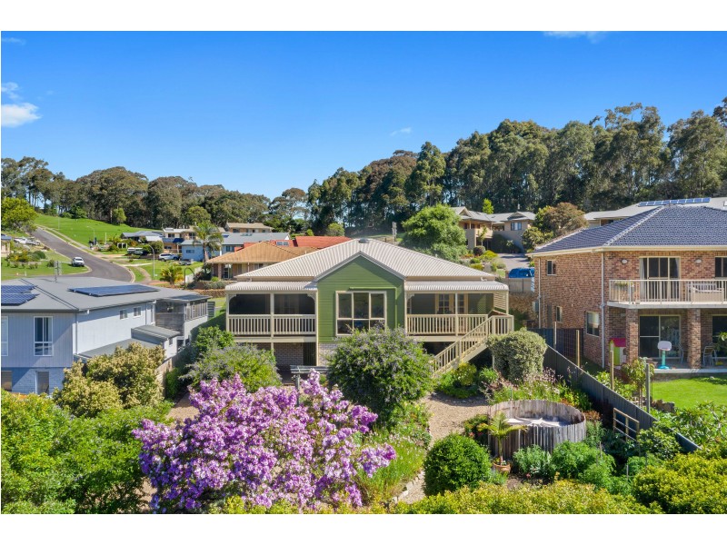3 John Place, North Narooma NSW 2546