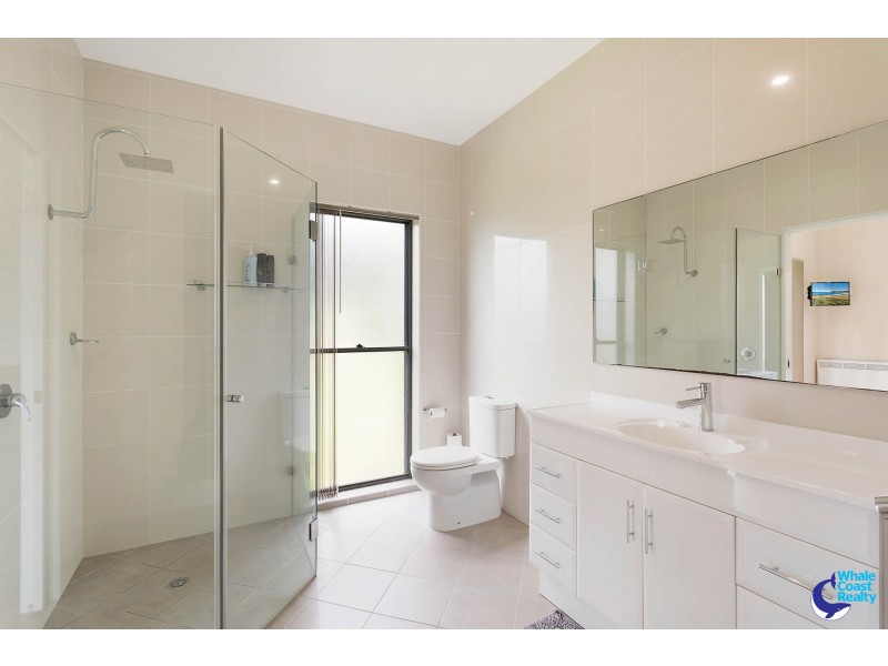 10 Corunna Road, Narooma NSW 2546