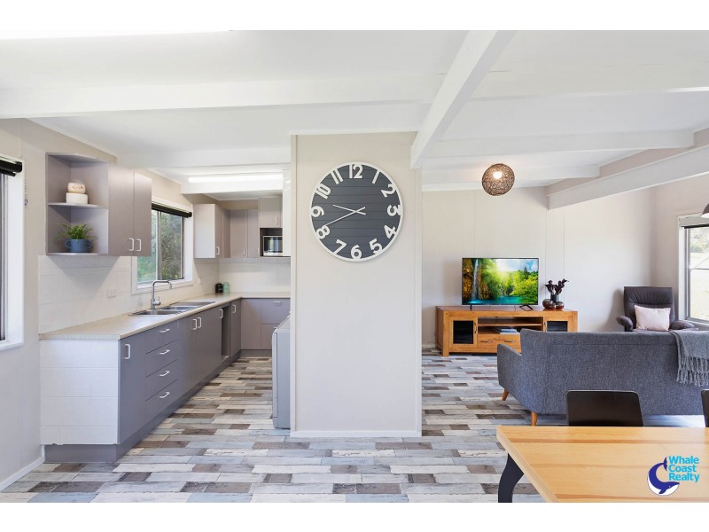 9 Baldwin Avenue, Kianga NSW 2546