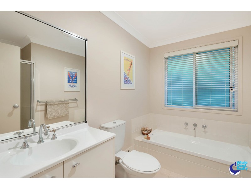 15 Lamont Young Drive, Mystery Bay NSW 2546