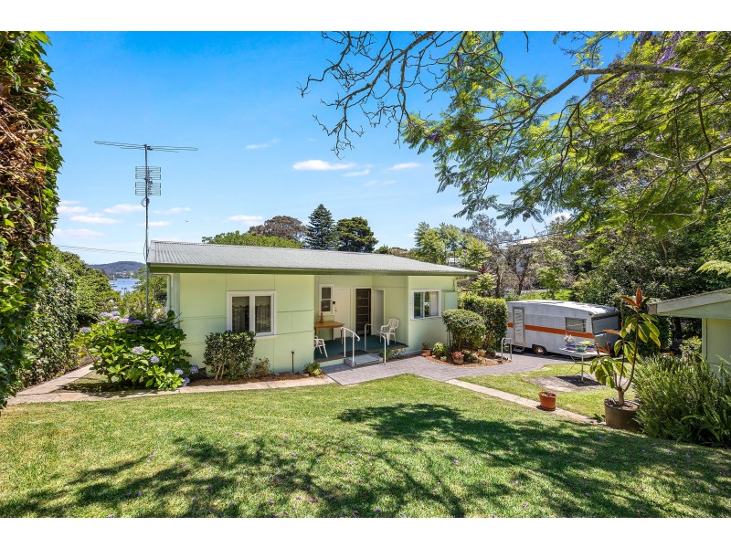 35 Riverside Drive, Narooma NSW 2546