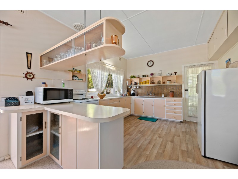 35 Riverside Drive, Narooma NSW 2546