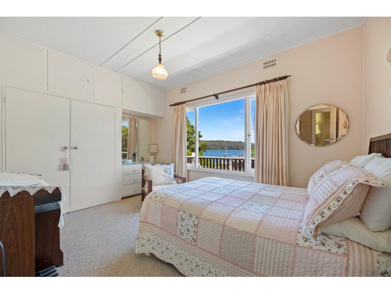 35 Riverside Drive, Narooma NSW 2546