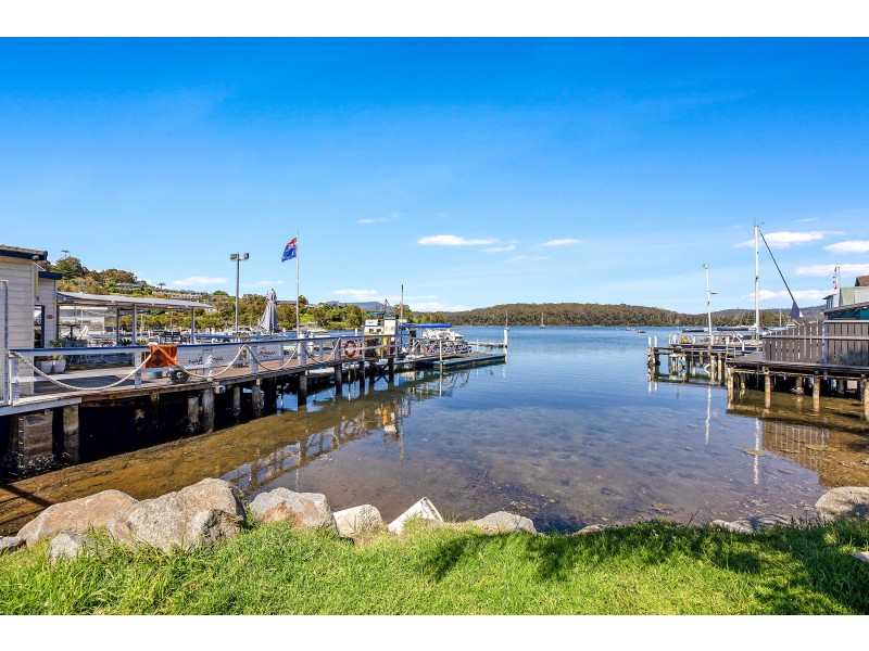 35 Riverside Drive, Narooma NSW 2546