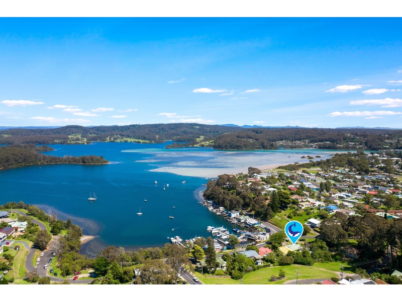 35 Riverside Drive, Narooma NSW 2546