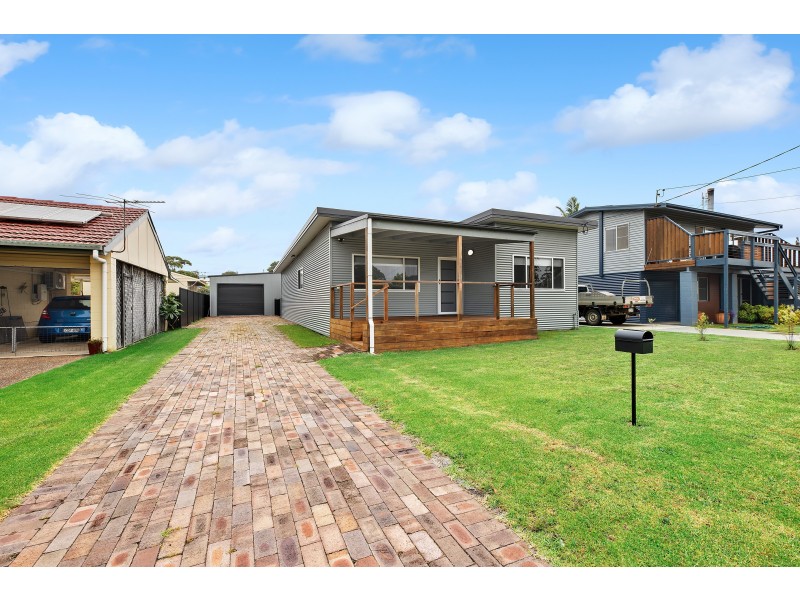 11 Hyland Avenue, Narooma NSW 2546