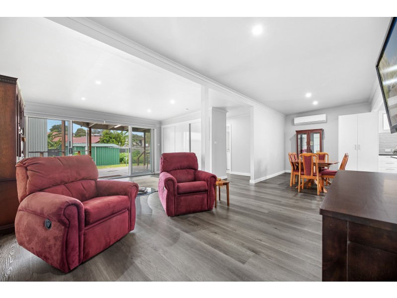 11 Hyland Avenue, Narooma NSW 2546