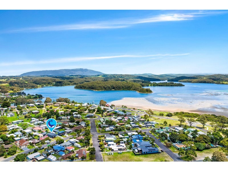 11 Hyland Avenue, Narooma NSW 2546