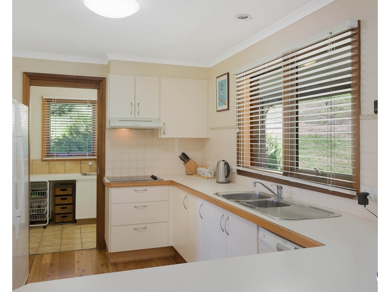 3 Inlet Place, North Narooma NSW 2546
