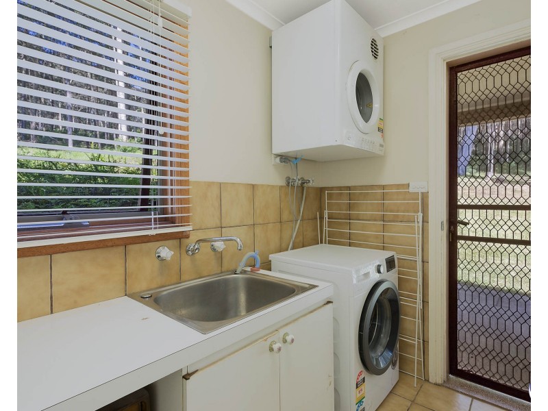 3 Inlet Place, North Narooma NSW 2546