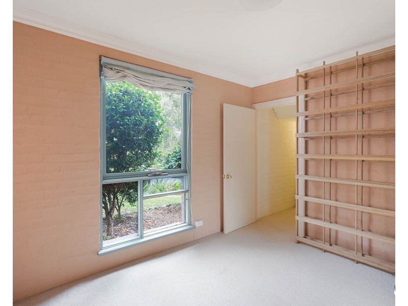 31 Warbler Crescent, North Narooma NSW 2546