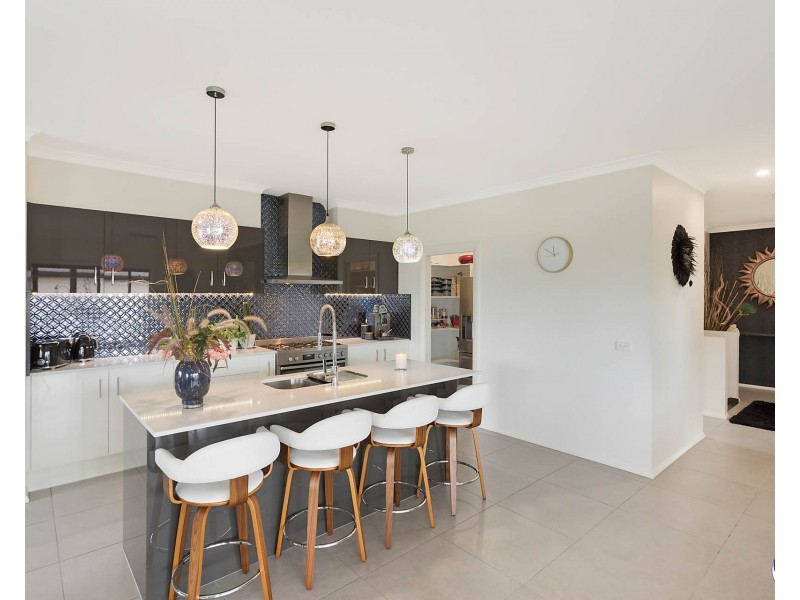 85 Noble Parade, Dalmeny NSW 2546