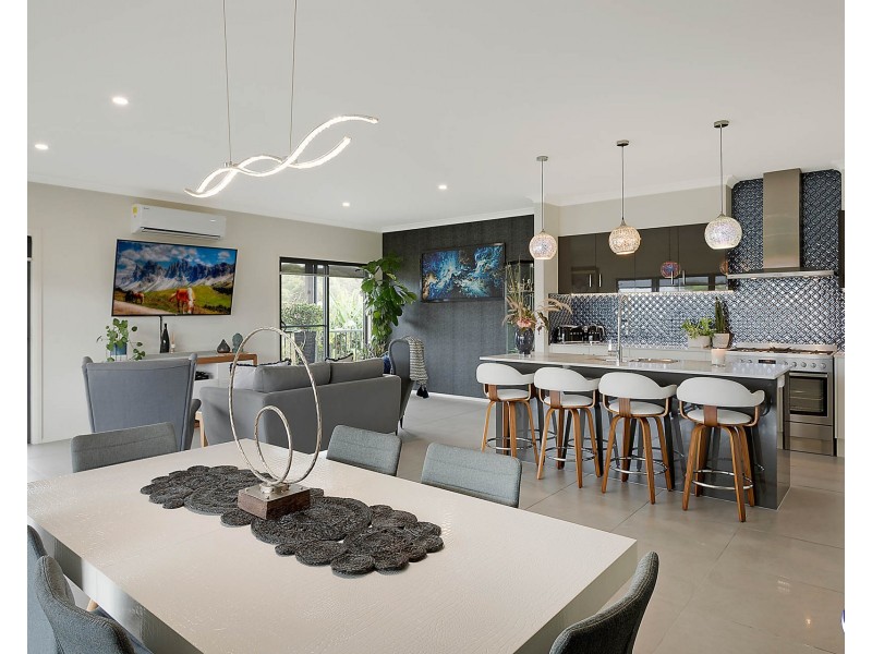 85 Noble Parade, Dalmeny NSW 2546