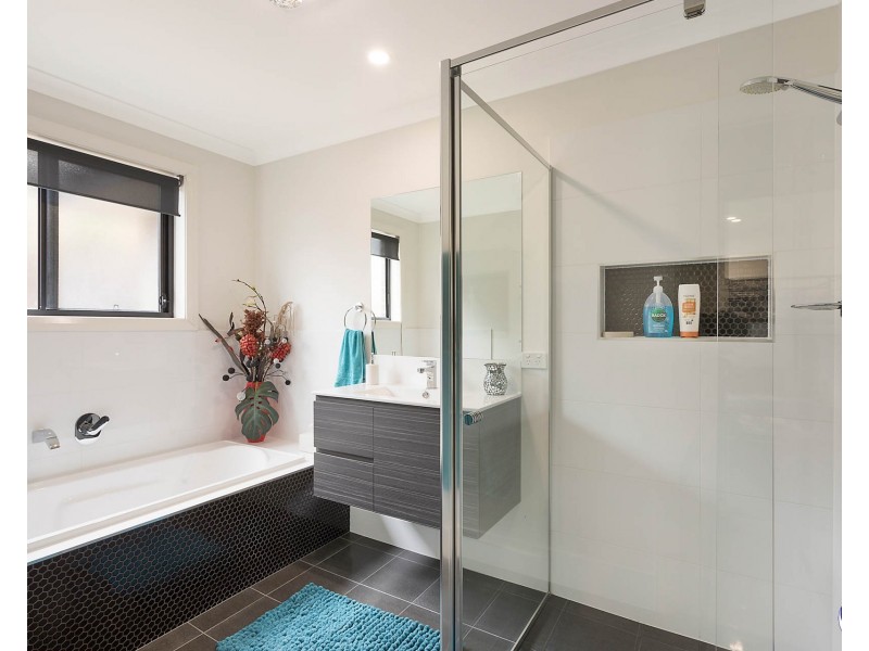 85 Noble Parade, Dalmeny NSW 2546