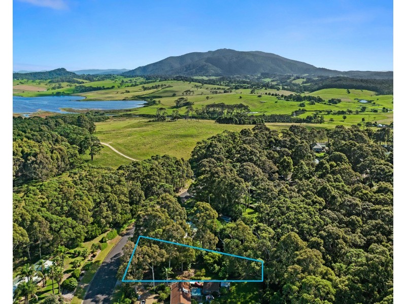 21 Lamont Young Drive, Mystery Bay NSW 2546