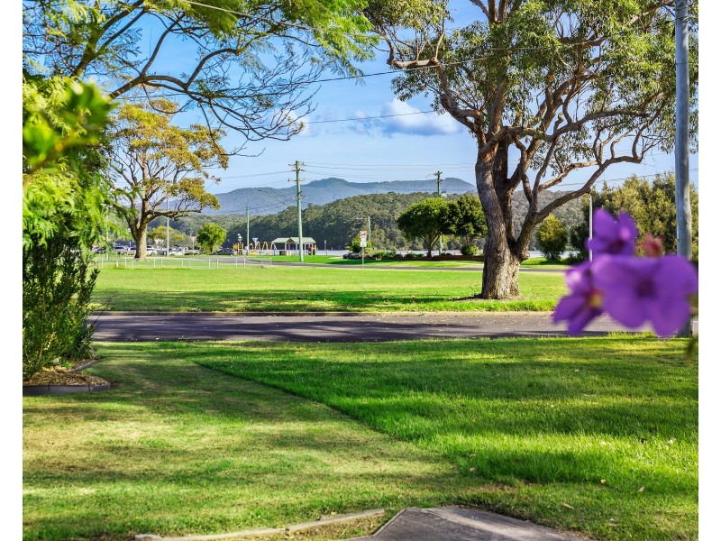 9 Field Street, Narooma NSW 2546