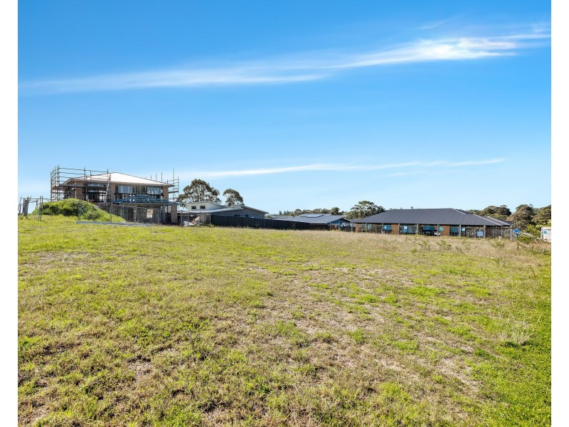 30 Songlark Street, Bermagui NSW 2546