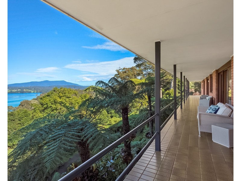 25 Hillcrest Avenue, North Narooma NSW 2546