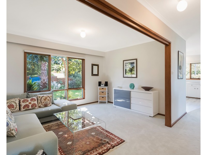 25 Hillcrest Avenue, North Narooma NSW 2546